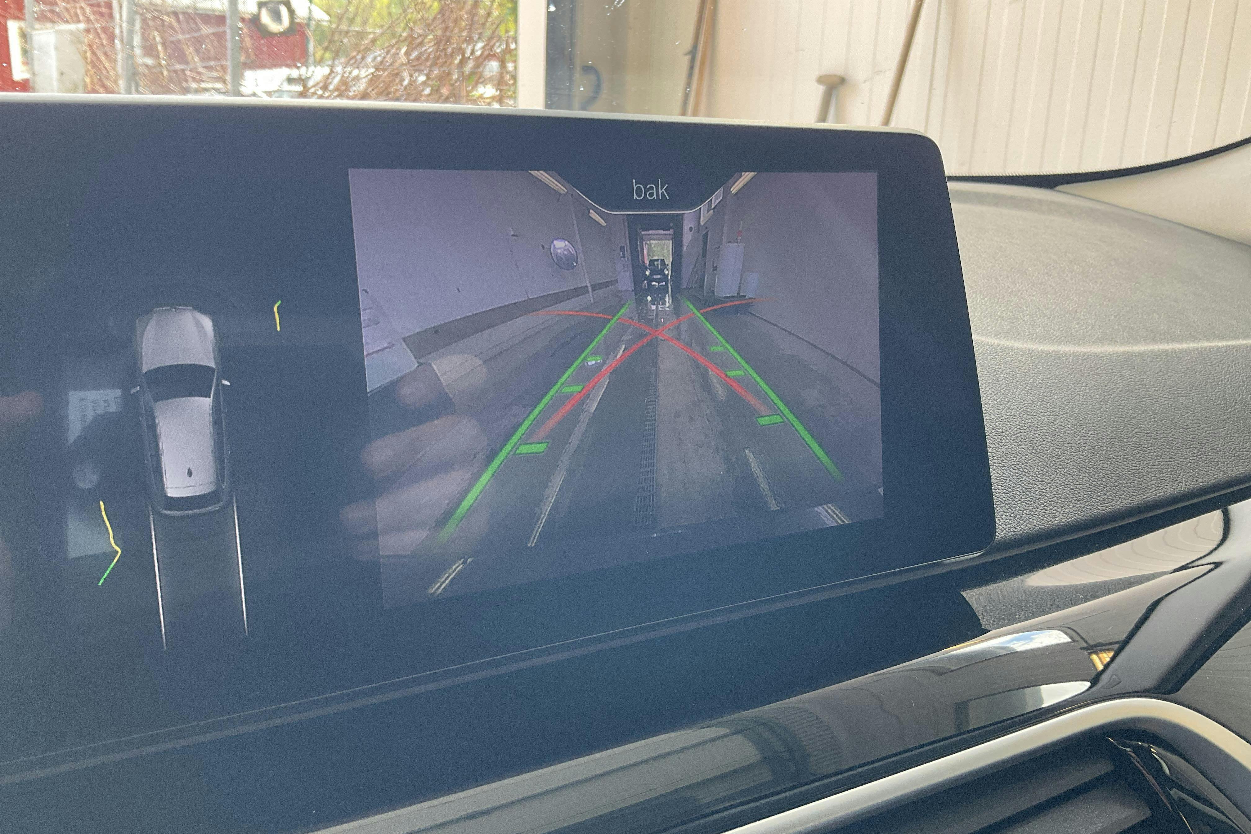 Vehicle Image 11