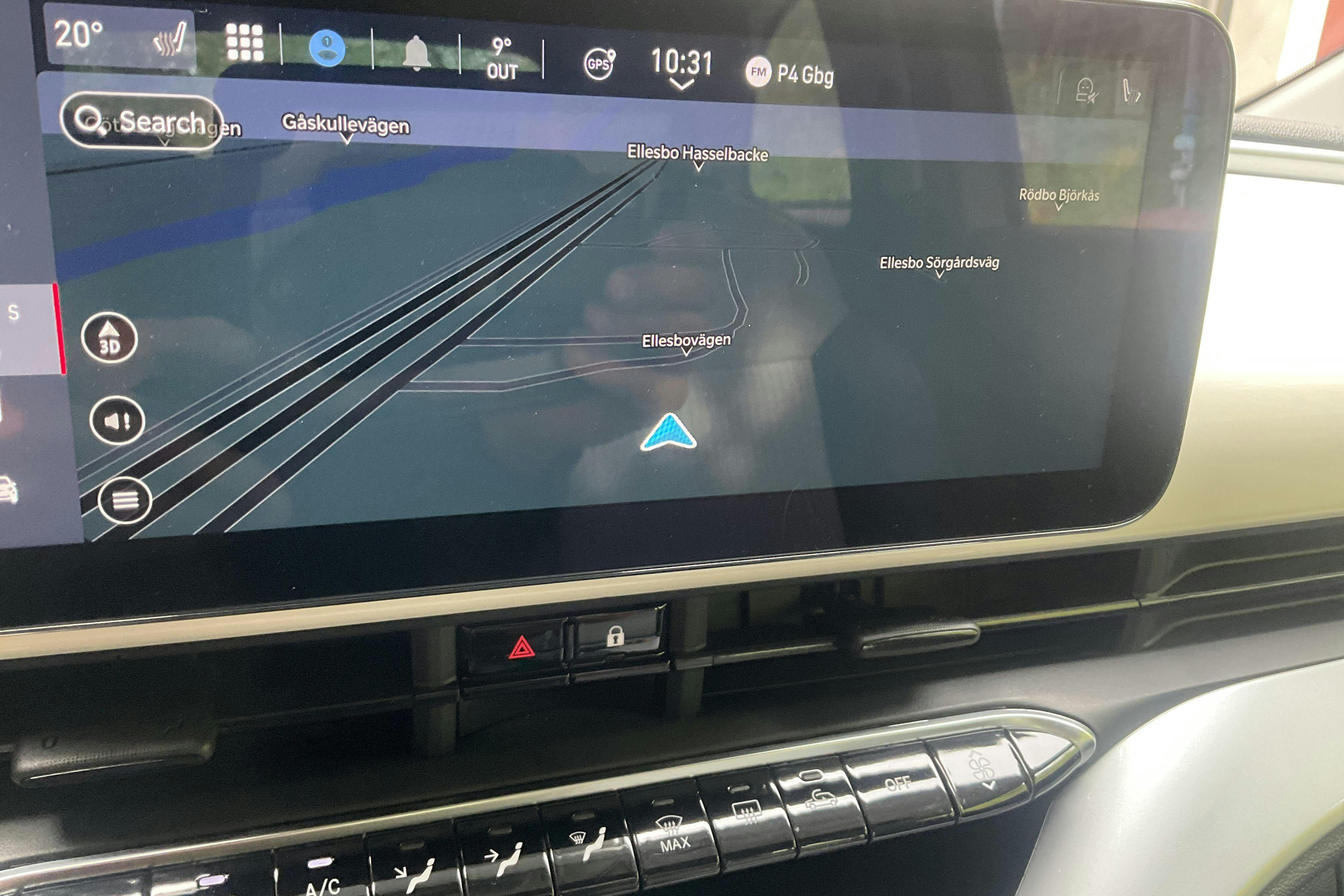 Vehicle Image 11