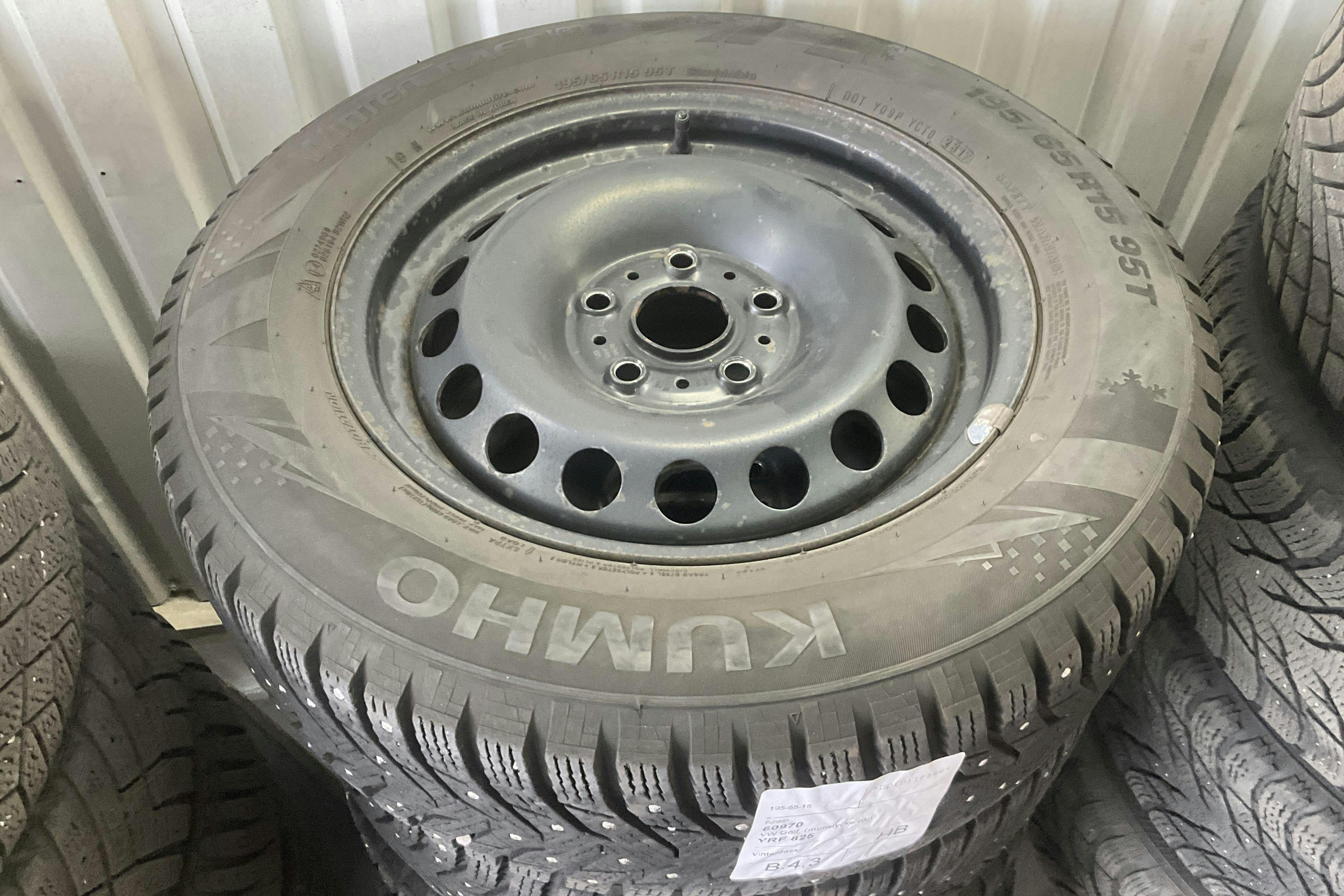 Vehicle Image 11