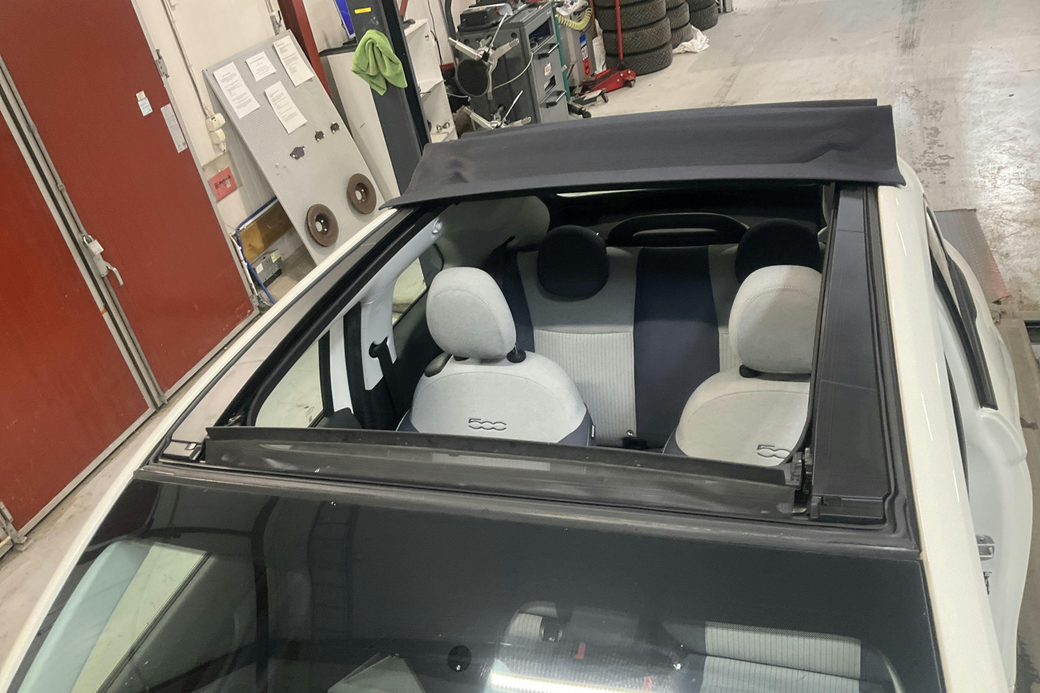 Vehicle Image 13