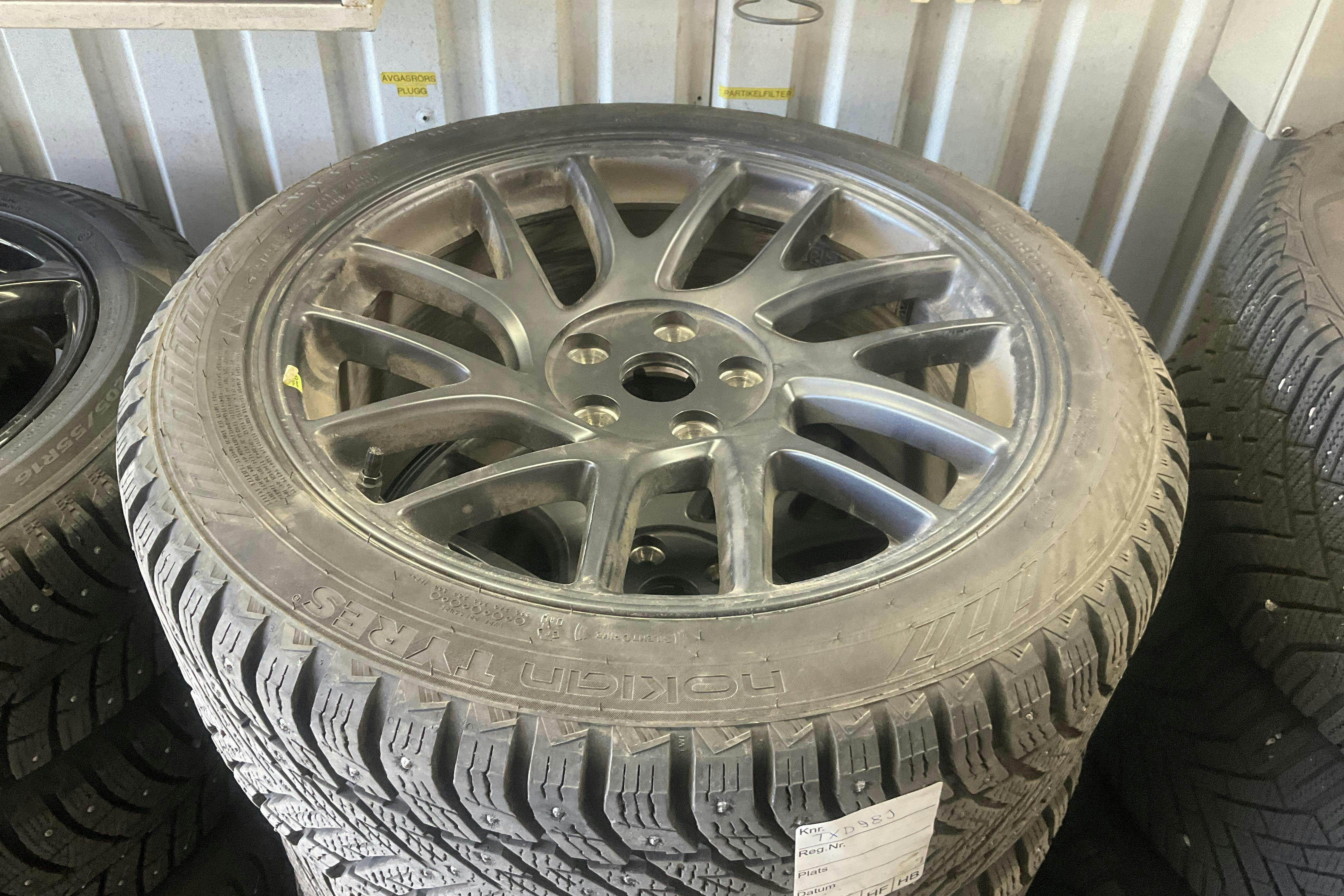 Vehicle Image 20