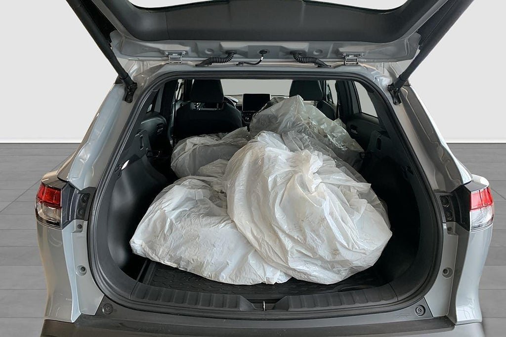 Vehicle Image 11