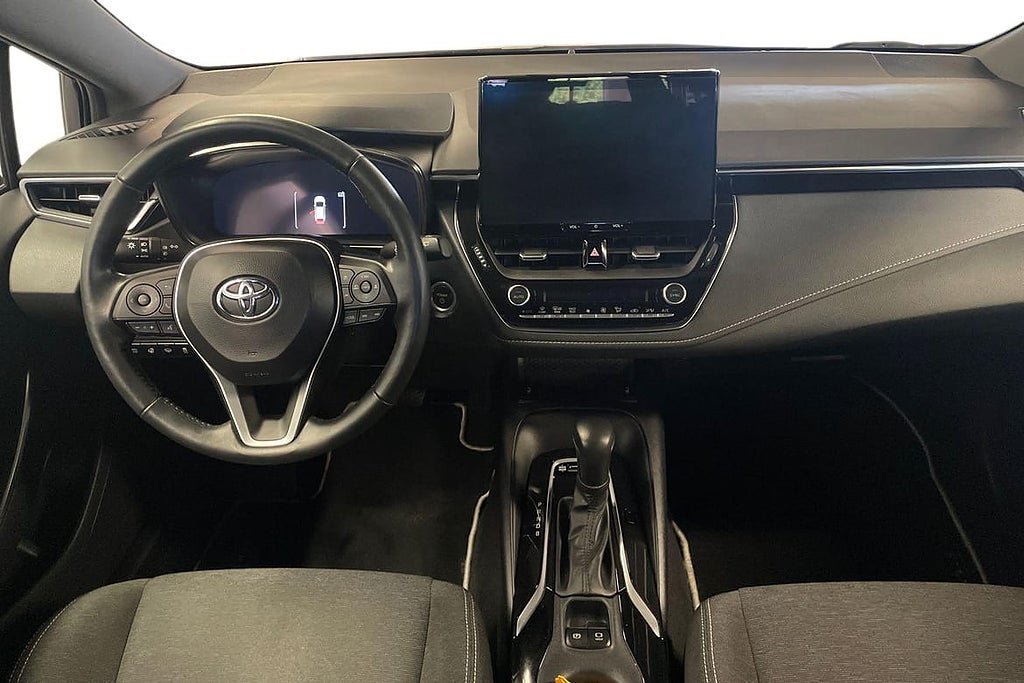 Vehicle Image 10