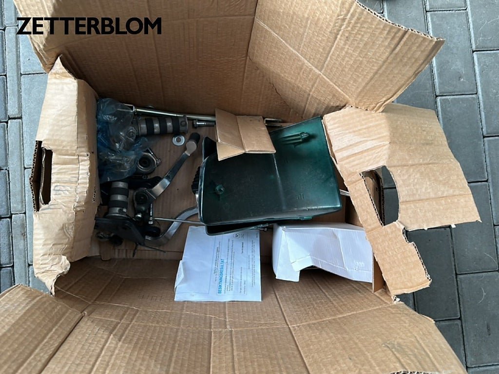 Vehicle Image 16
