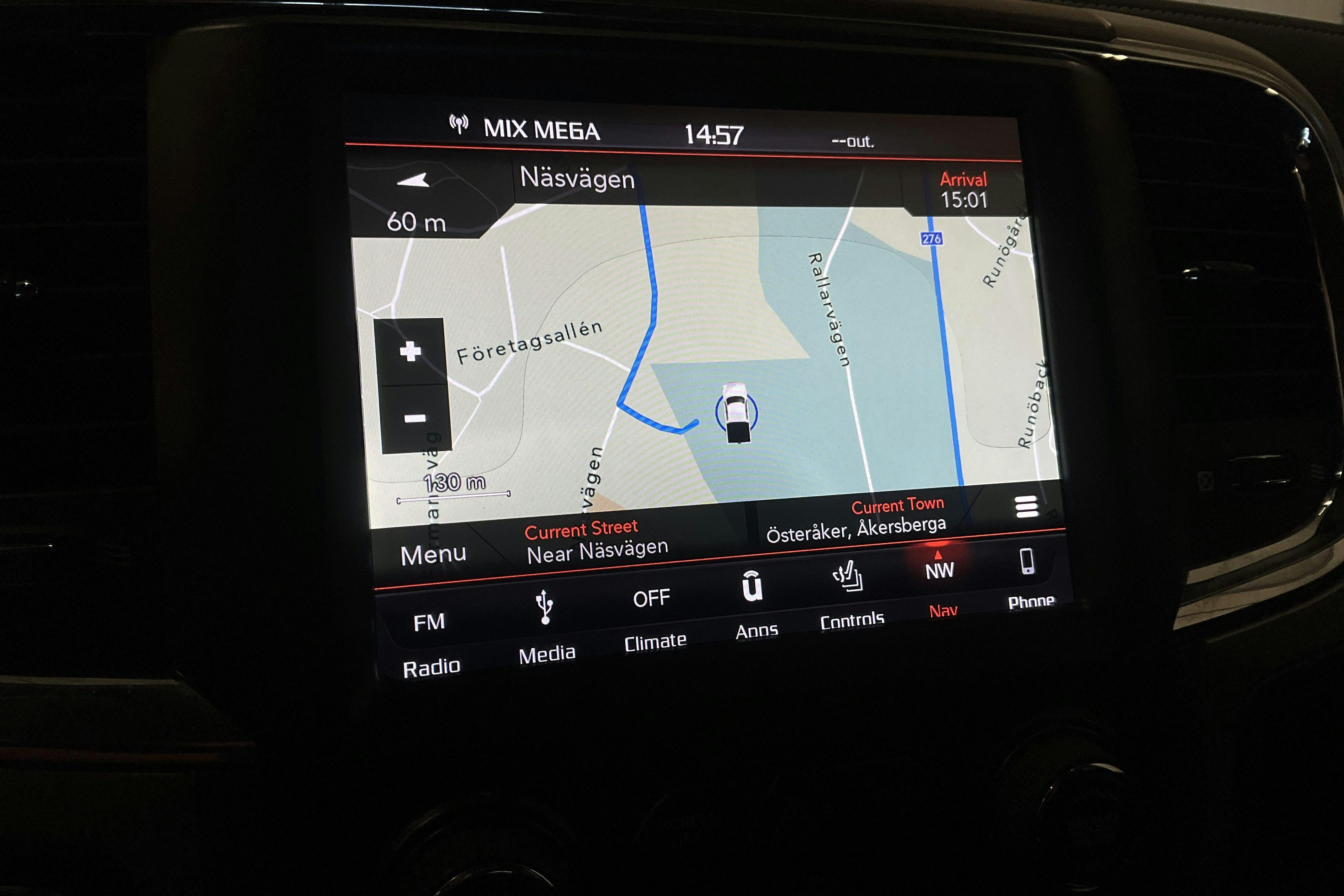 Vehicle Image 11