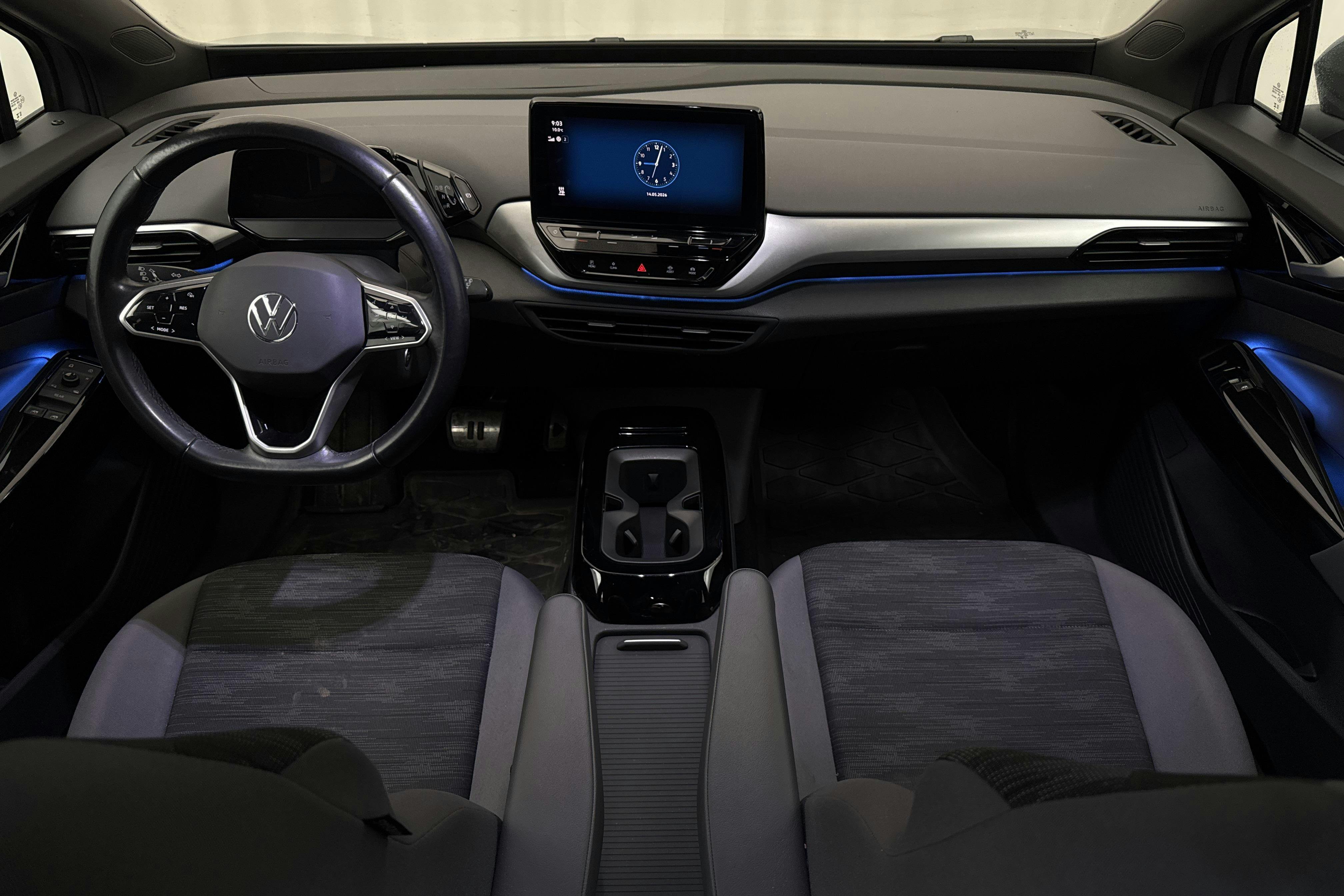 Vehicle Image 6