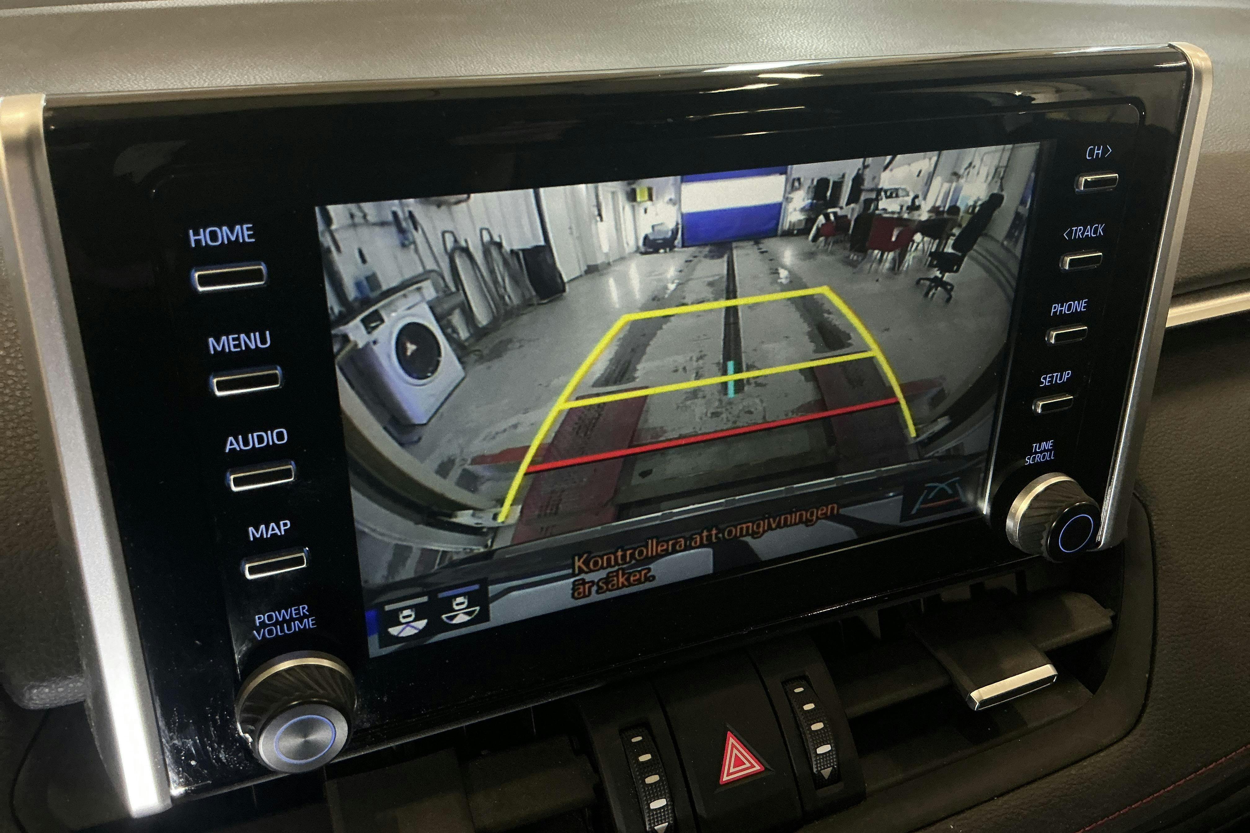 Vehicle Image 11