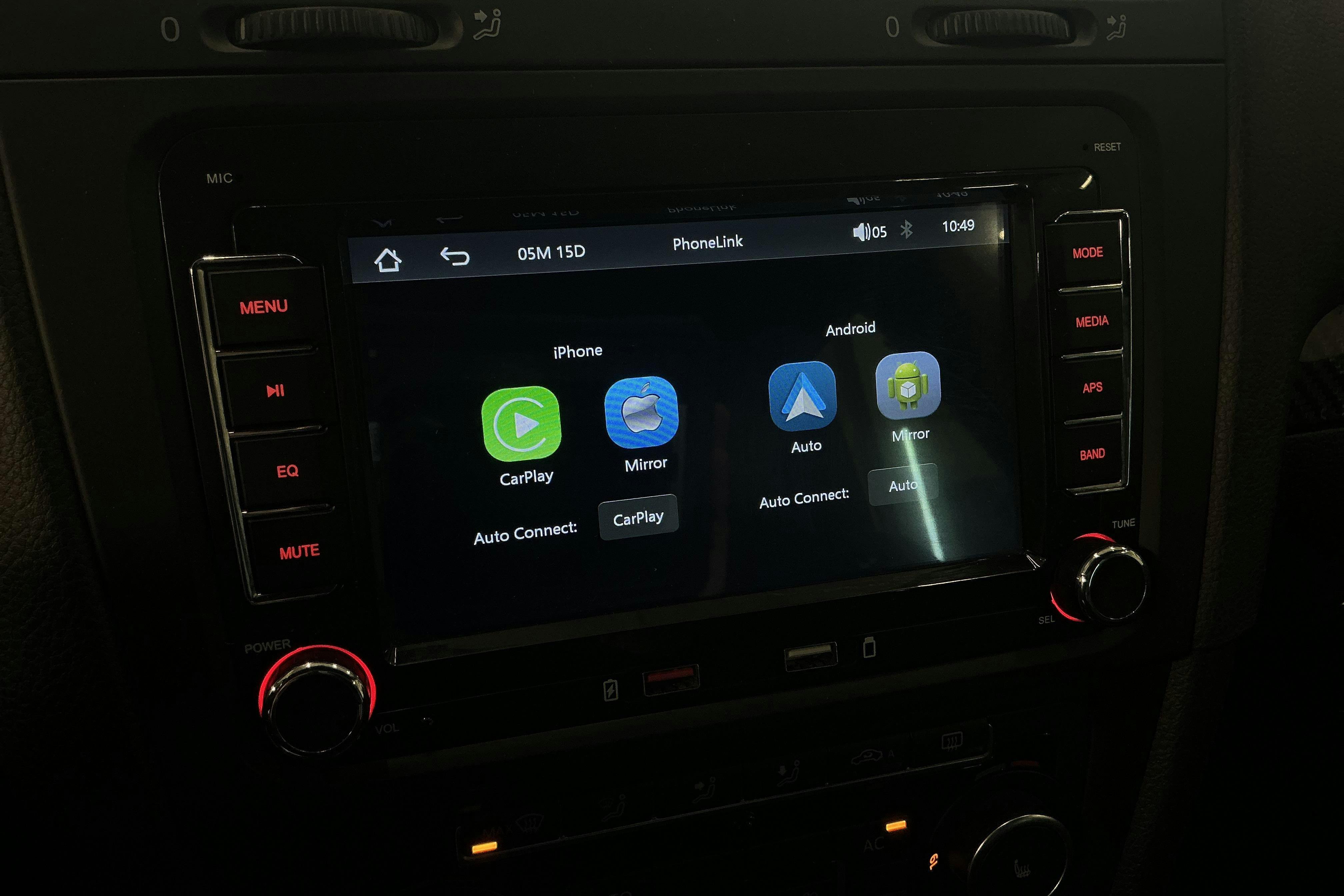 Vehicle Image 11