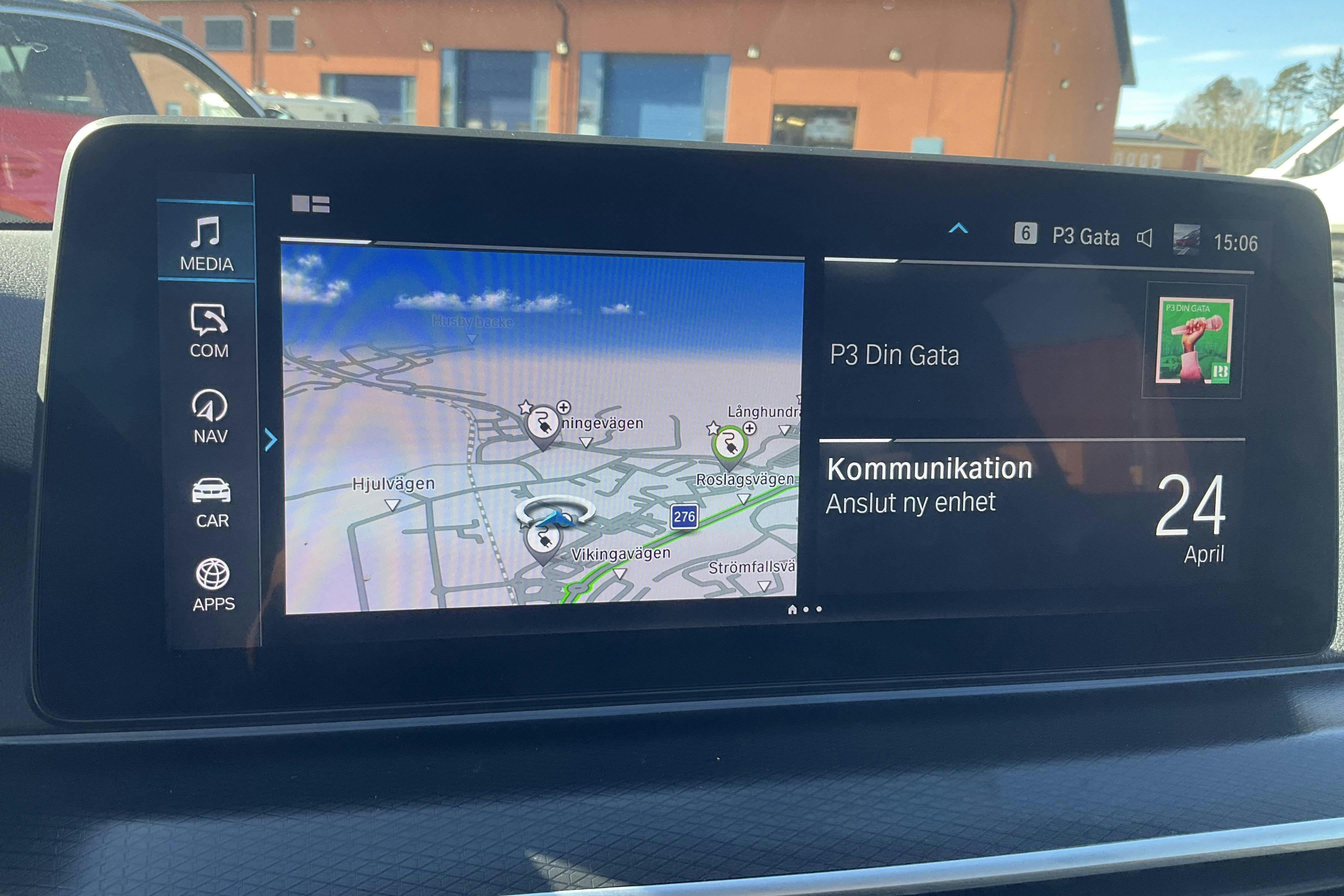 Vehicle Image 12