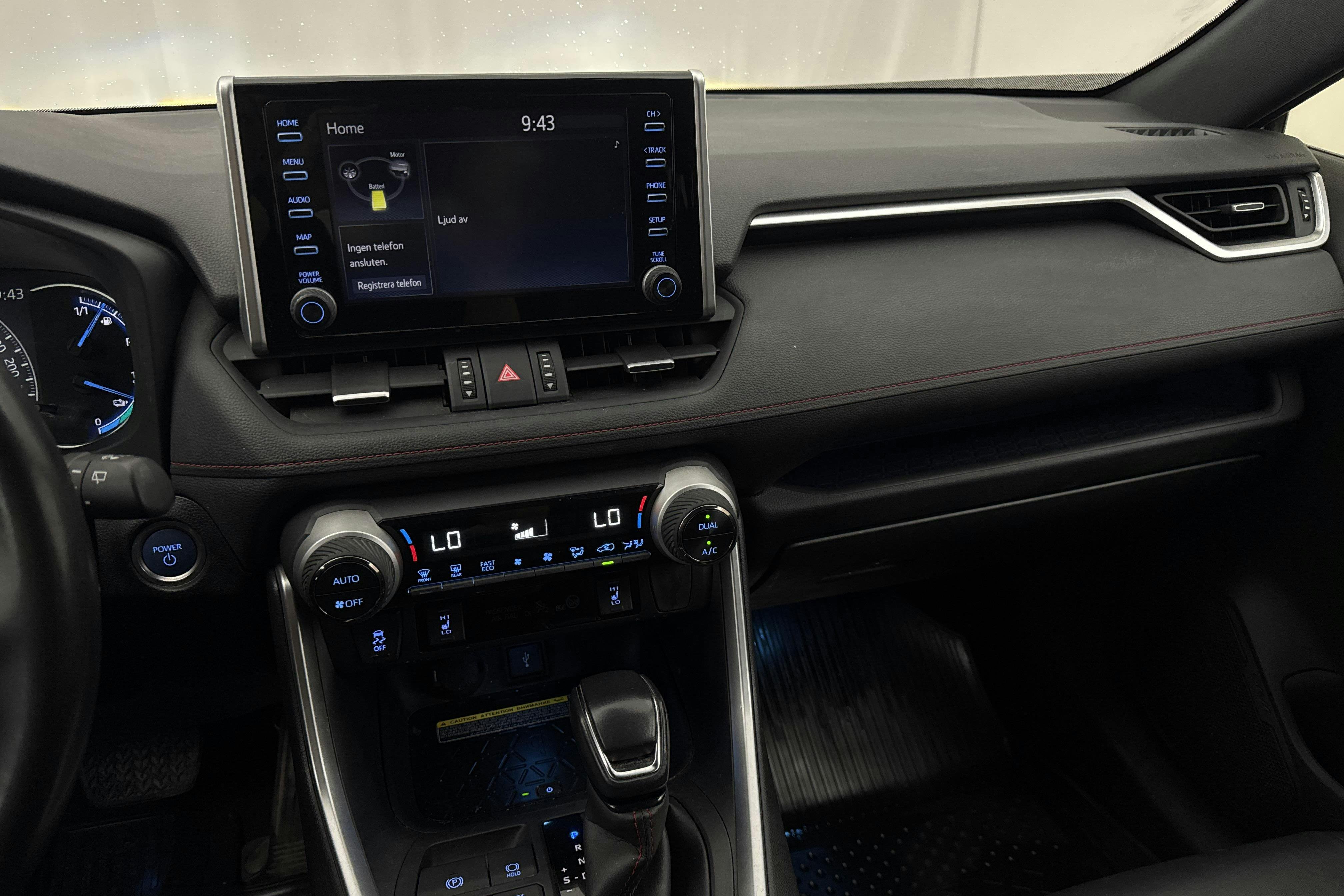 Vehicle Image 13