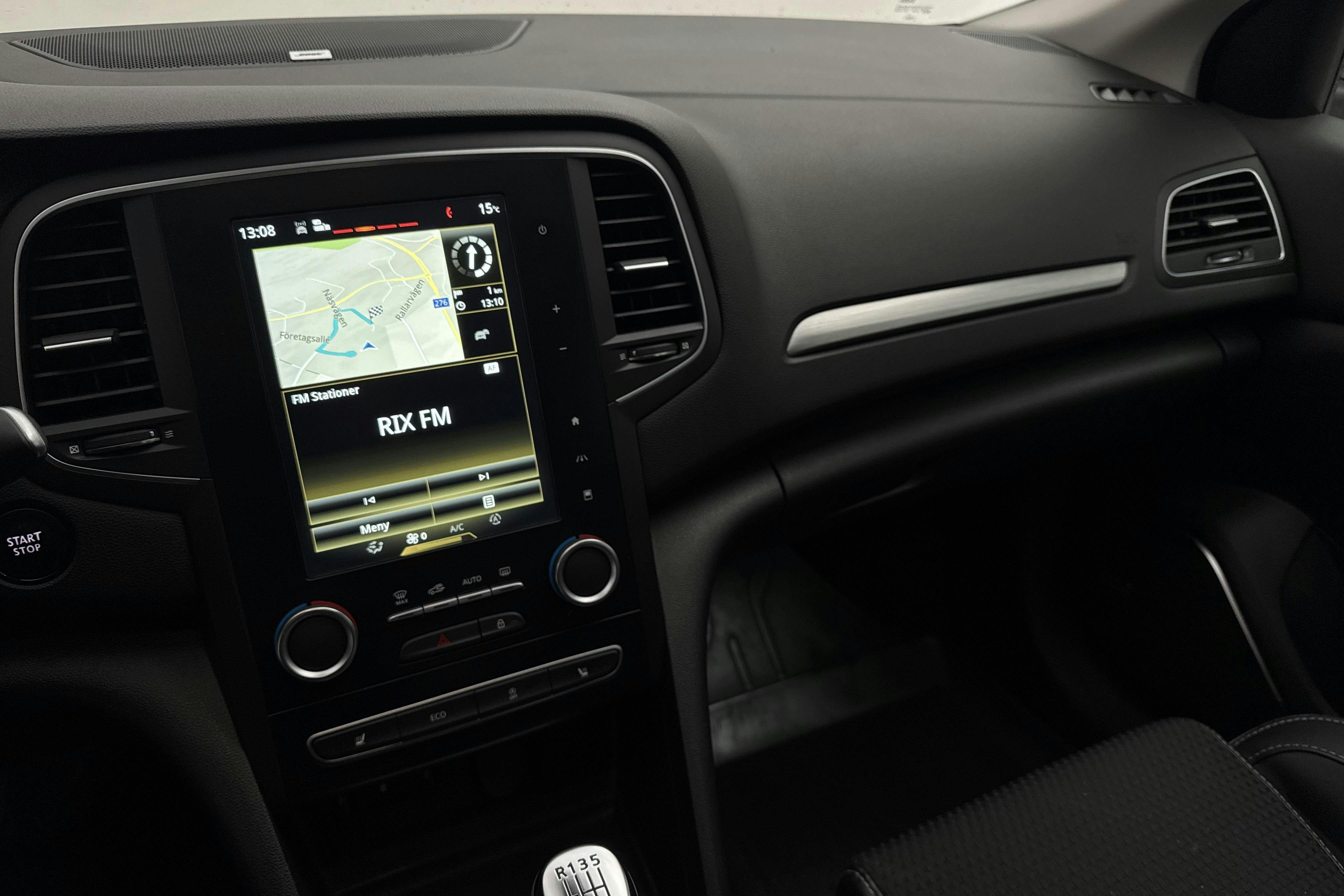 Vehicle Image 15