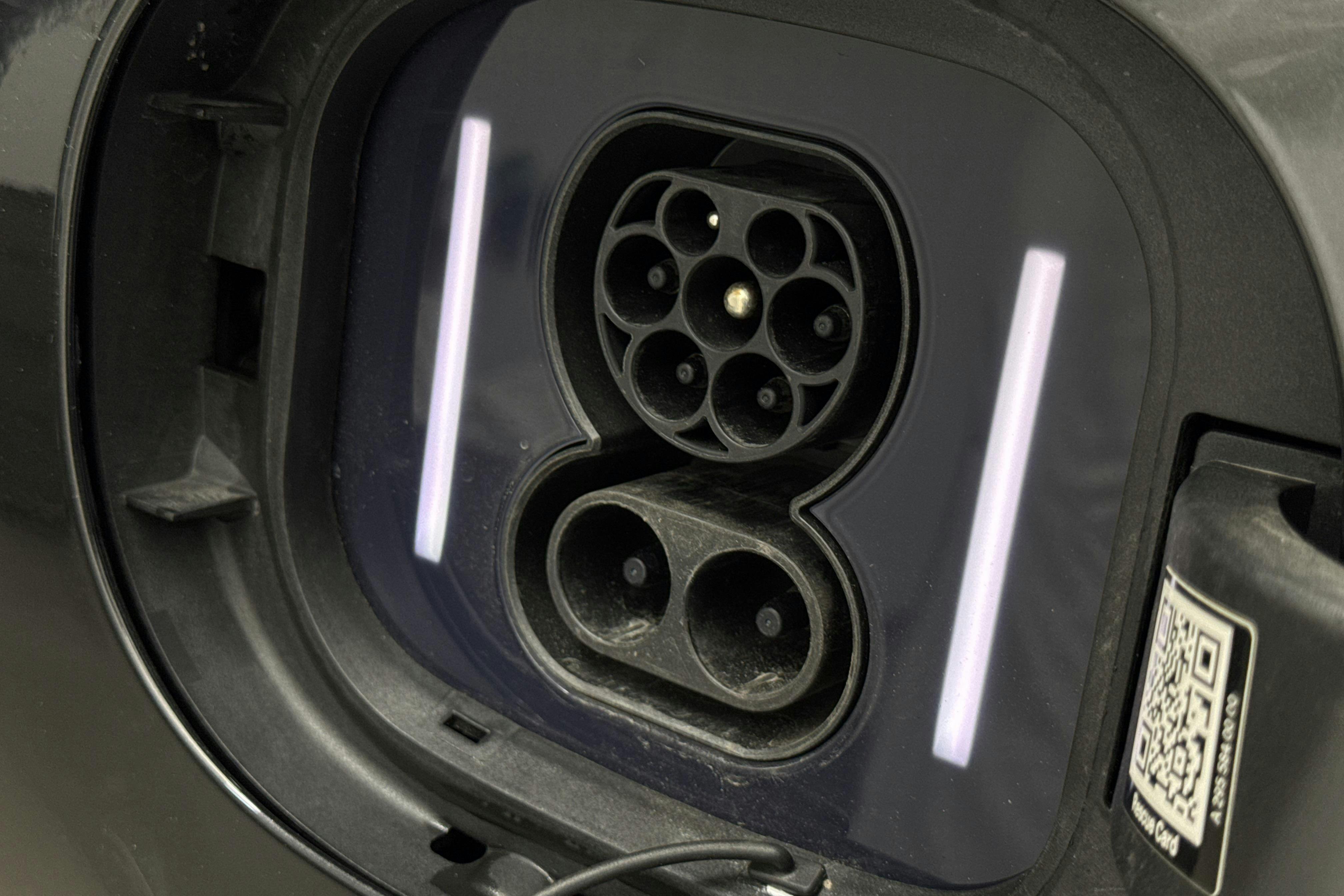 Vehicle Image 19