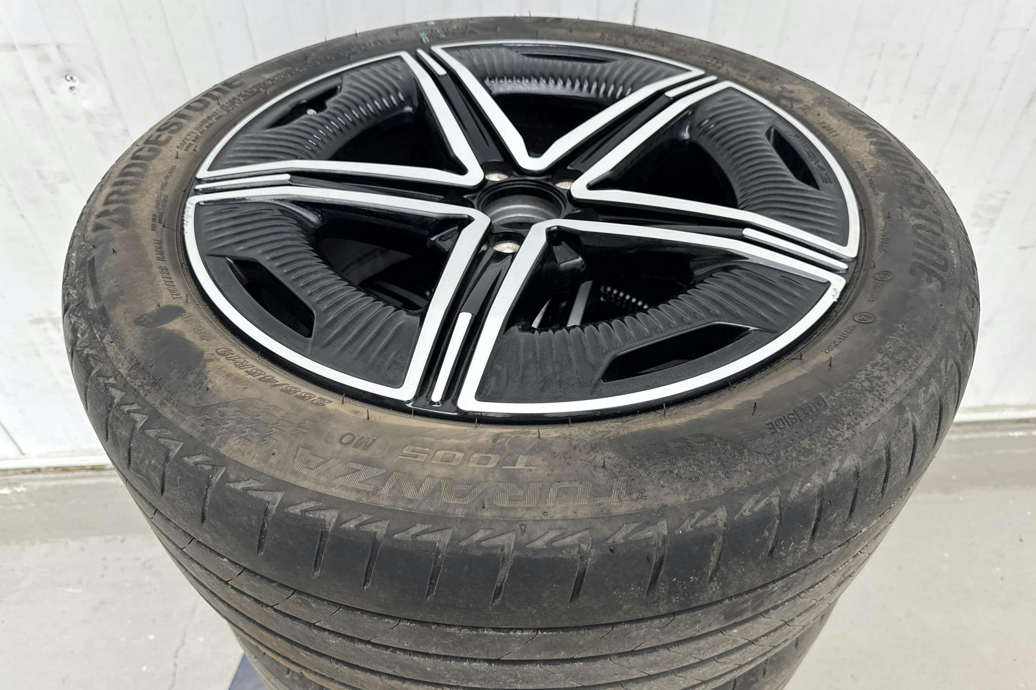 Vehicle Image 20