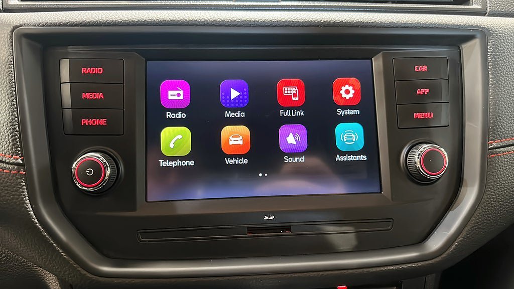 Vehicle Image 9