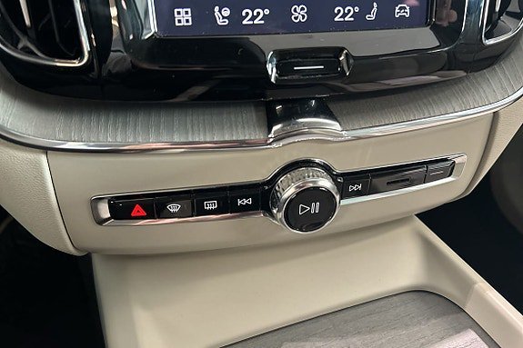 Vehicle Image 29