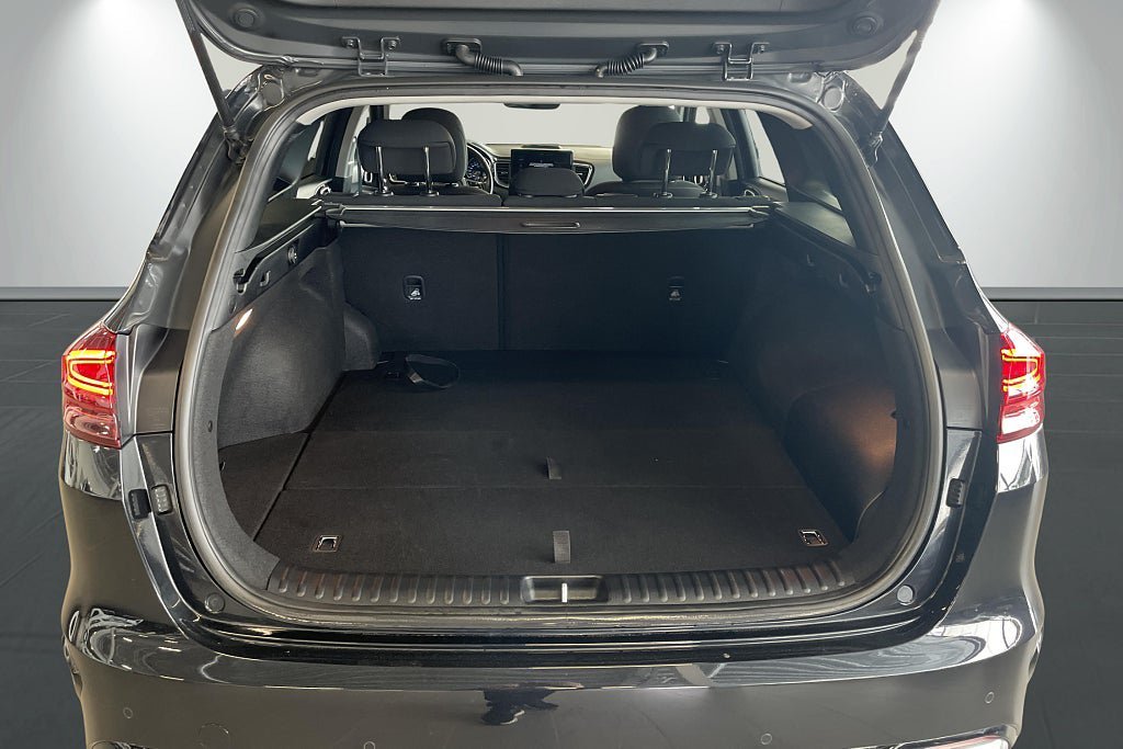 Vehicle Image 17