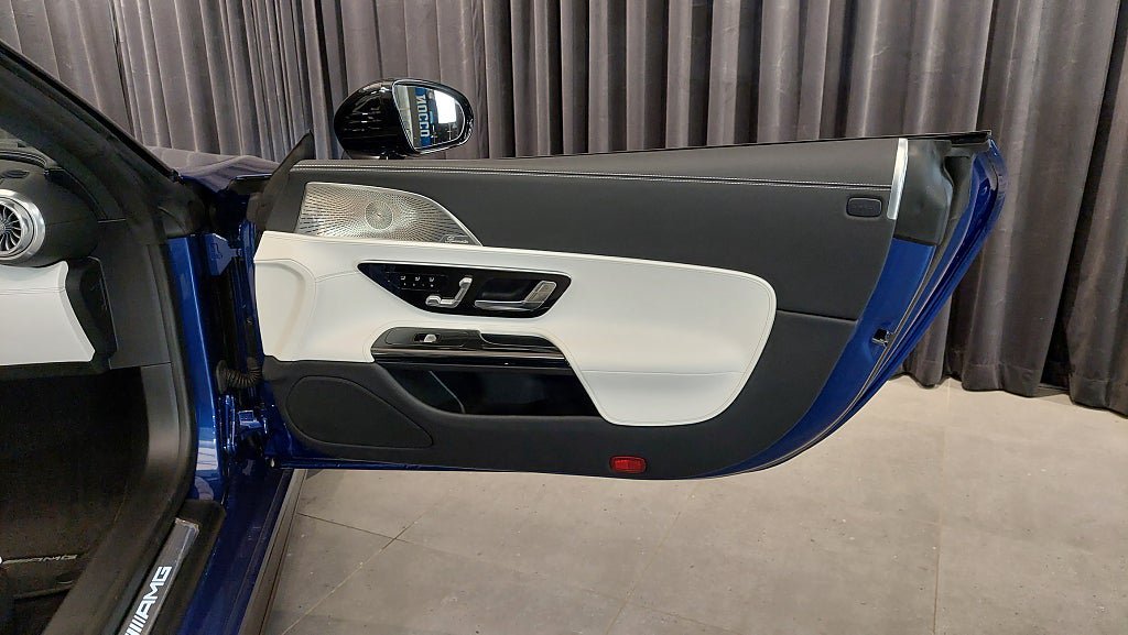 Vehicle Image 41
