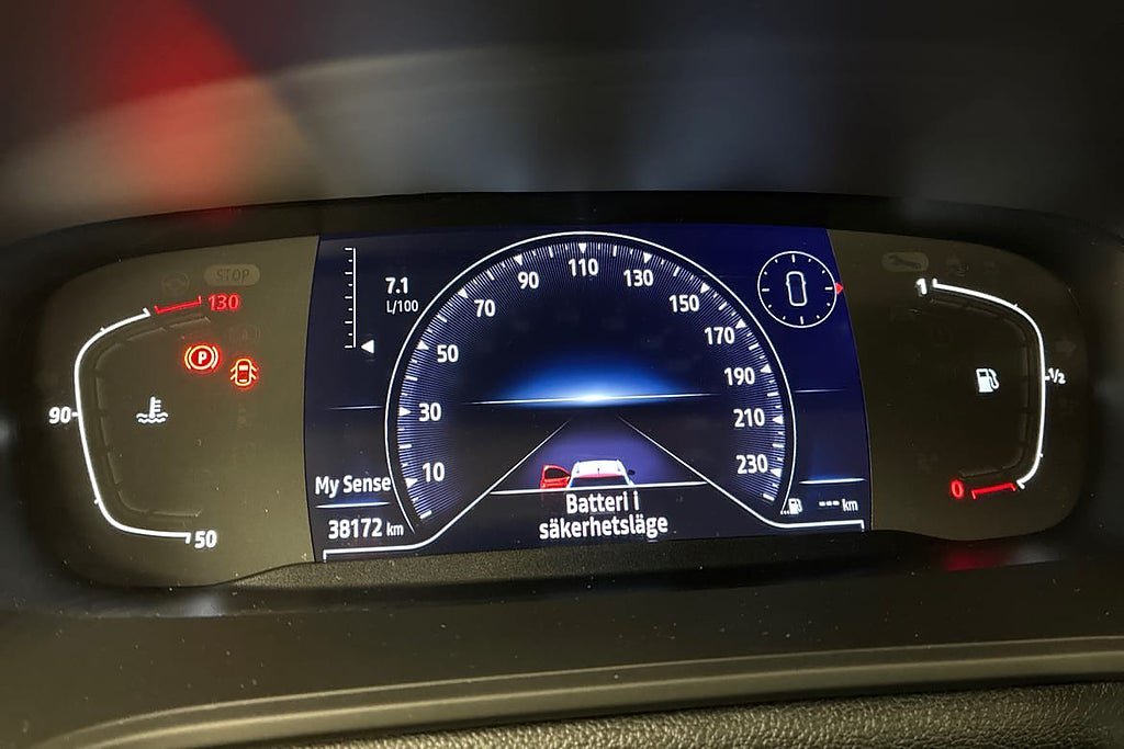 Vehicle Image 16
