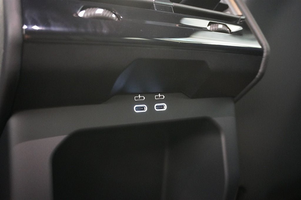 Vehicle Image 27