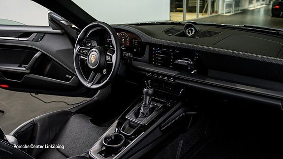 Vehicle Image 26