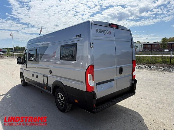 Vehicle Image 26