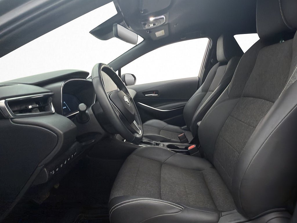 Vehicle Image 15