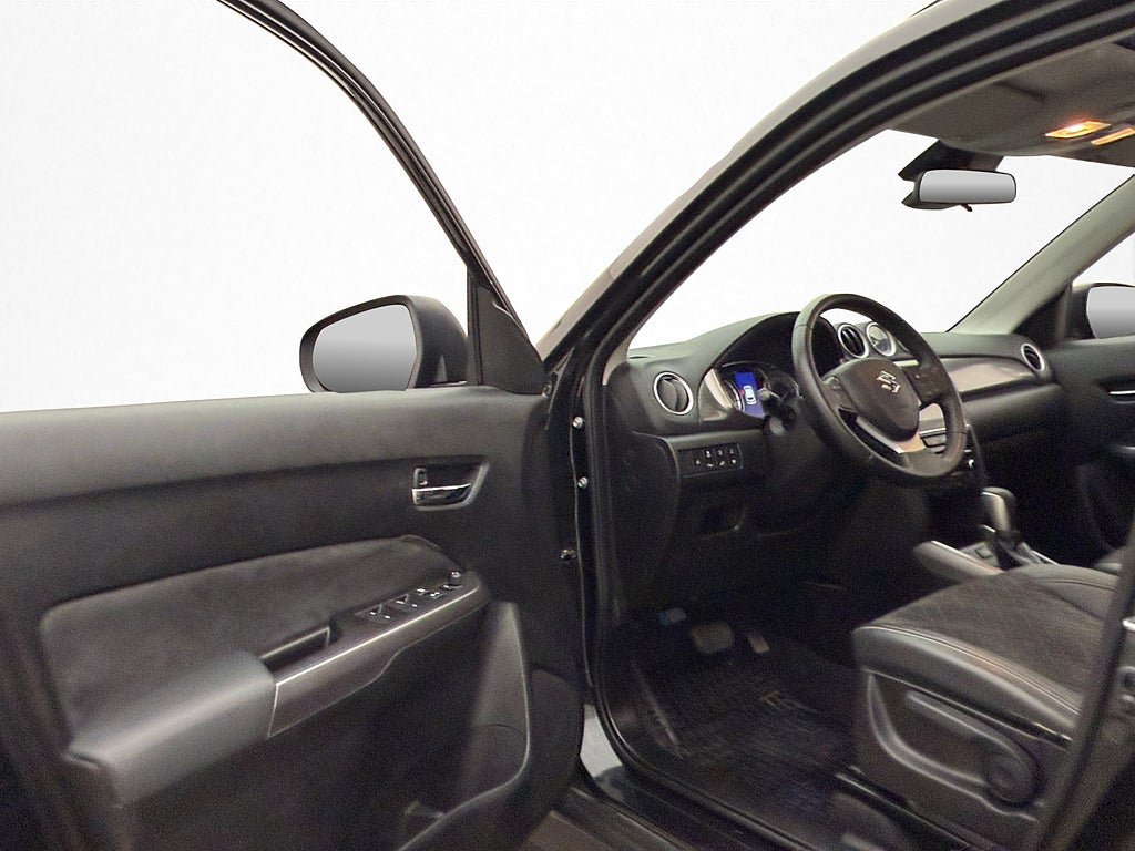 Vehicle Image 21