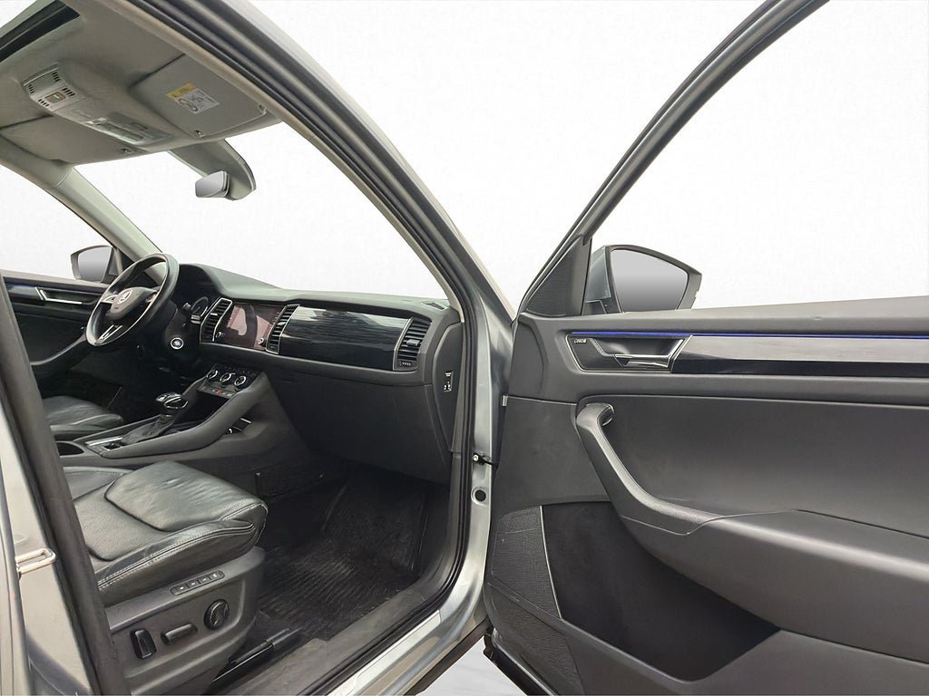 Vehicle Image 33