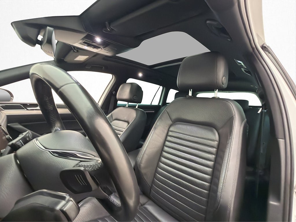 Vehicle Image 38