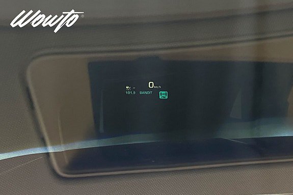 Vehicle Image 23