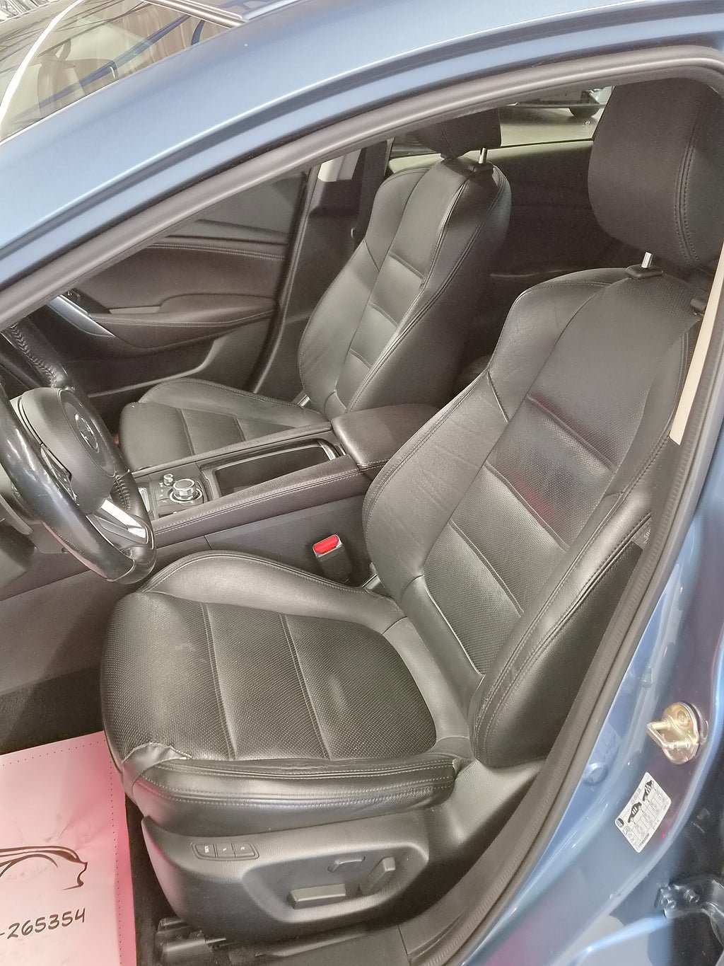 Vehicle Image 11