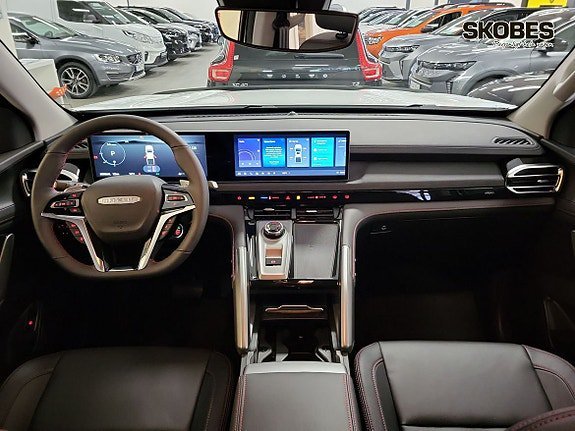 Vehicle Image 11