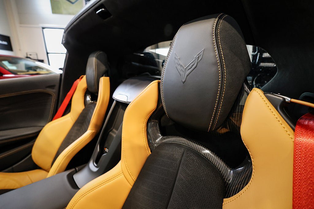 Vehicle Image 25