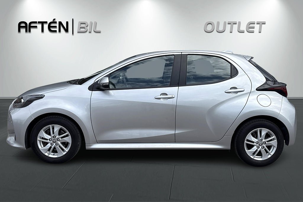 Vehicle Image 10