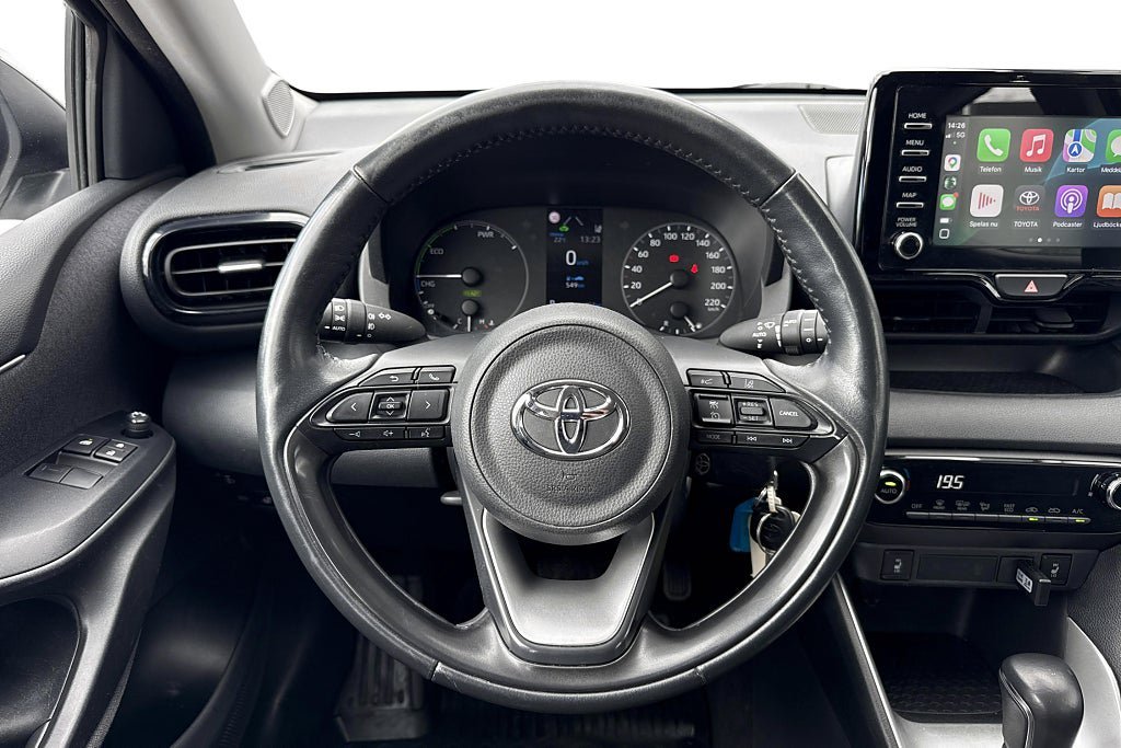 Vehicle Image 13