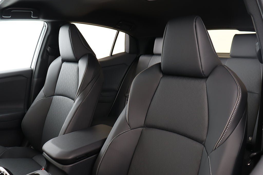 Vehicle Image 12