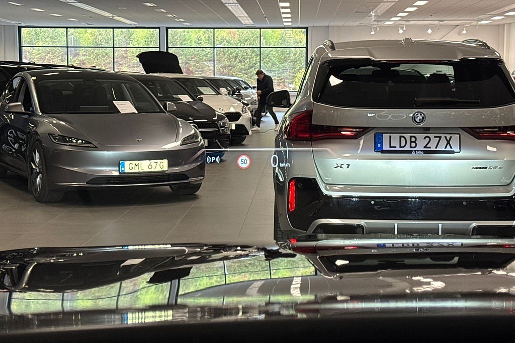Vehicle Image 14