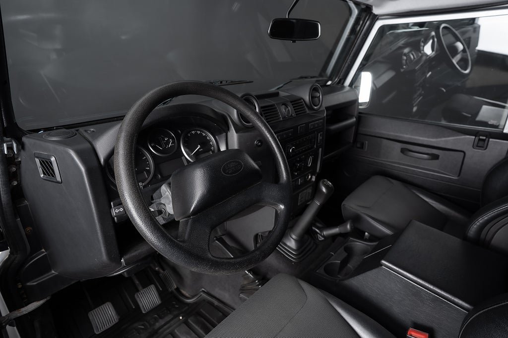 Vehicle Image 12