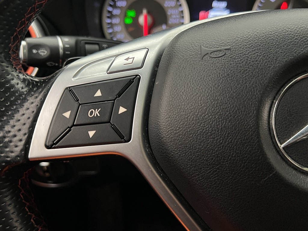 Vehicle Image 26