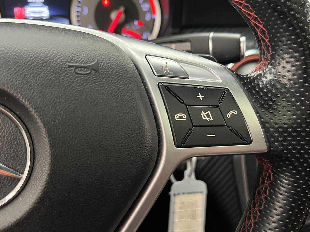 Vehicle Image 27