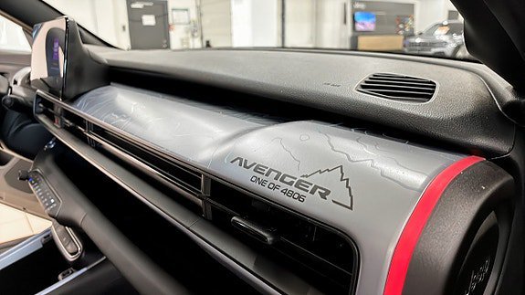 Vehicle Image 13