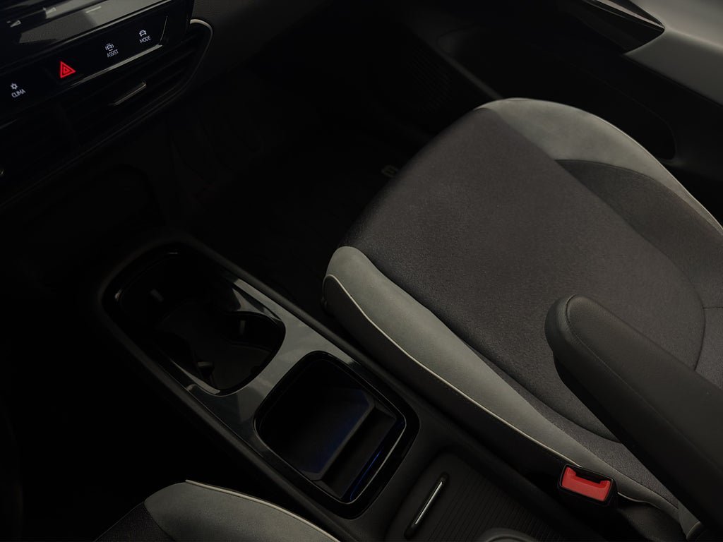 Vehicle Image 22