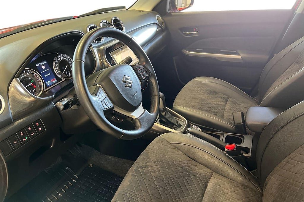 Vehicle Image 14