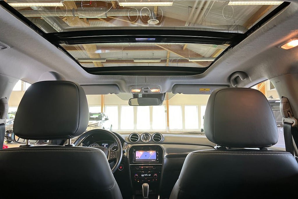 Vehicle Image 21