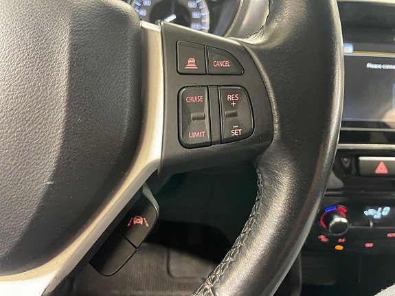 Vehicle Image 22