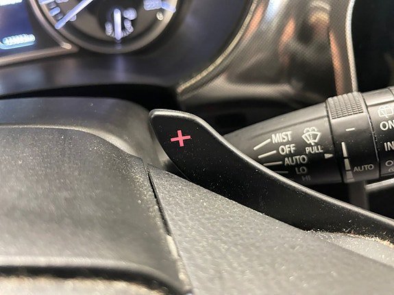 Vehicle Image 24