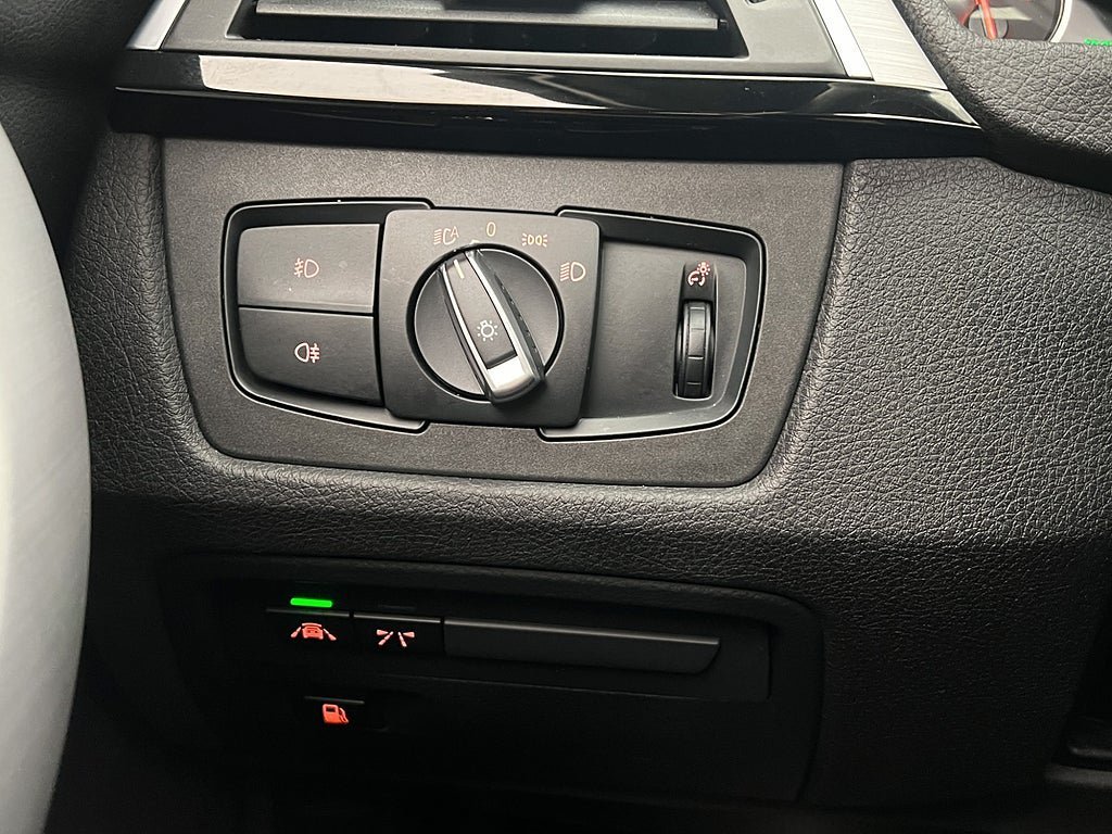 Vehicle Image 29