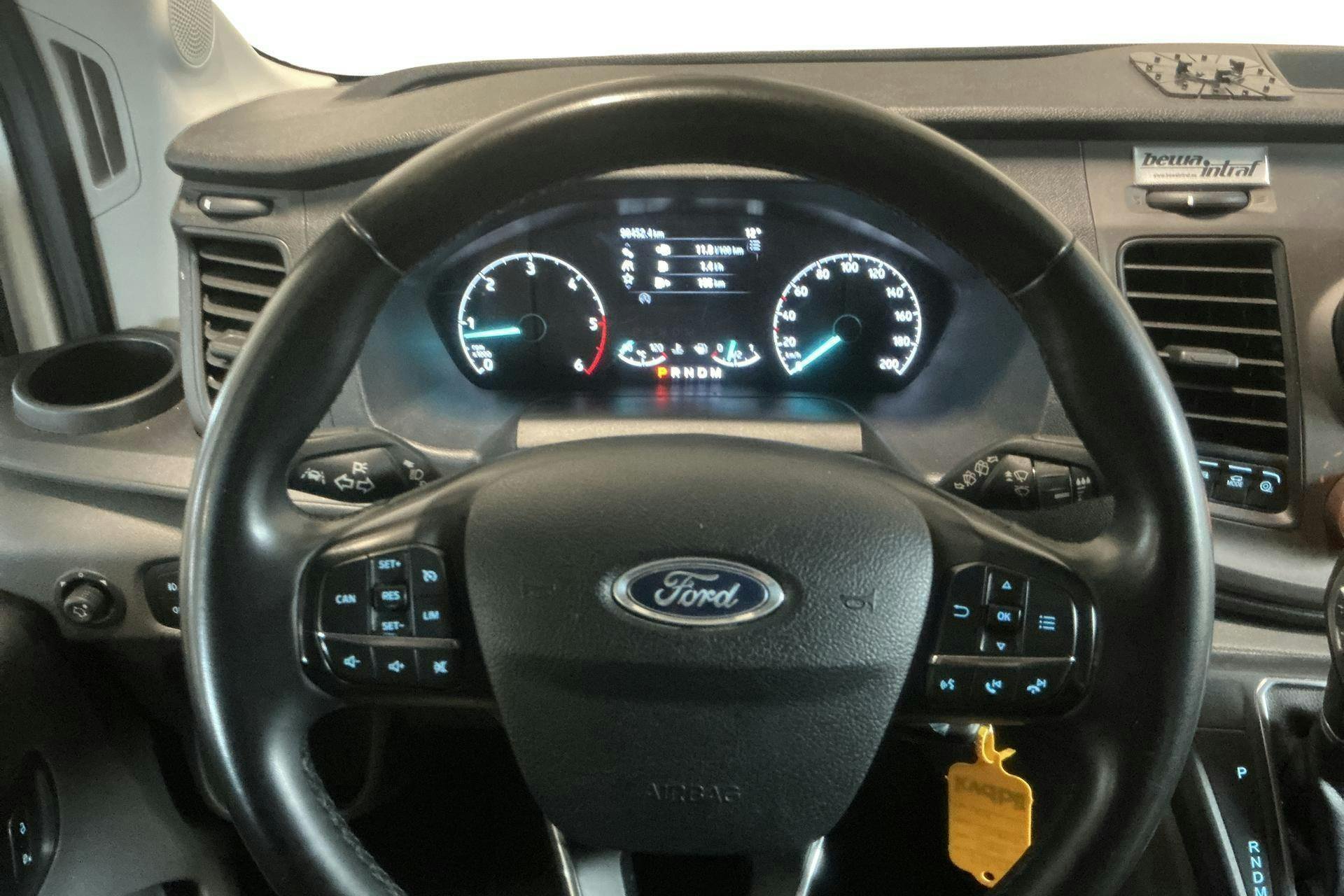Vehicle Image 10