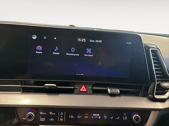 Vehicle Image 23