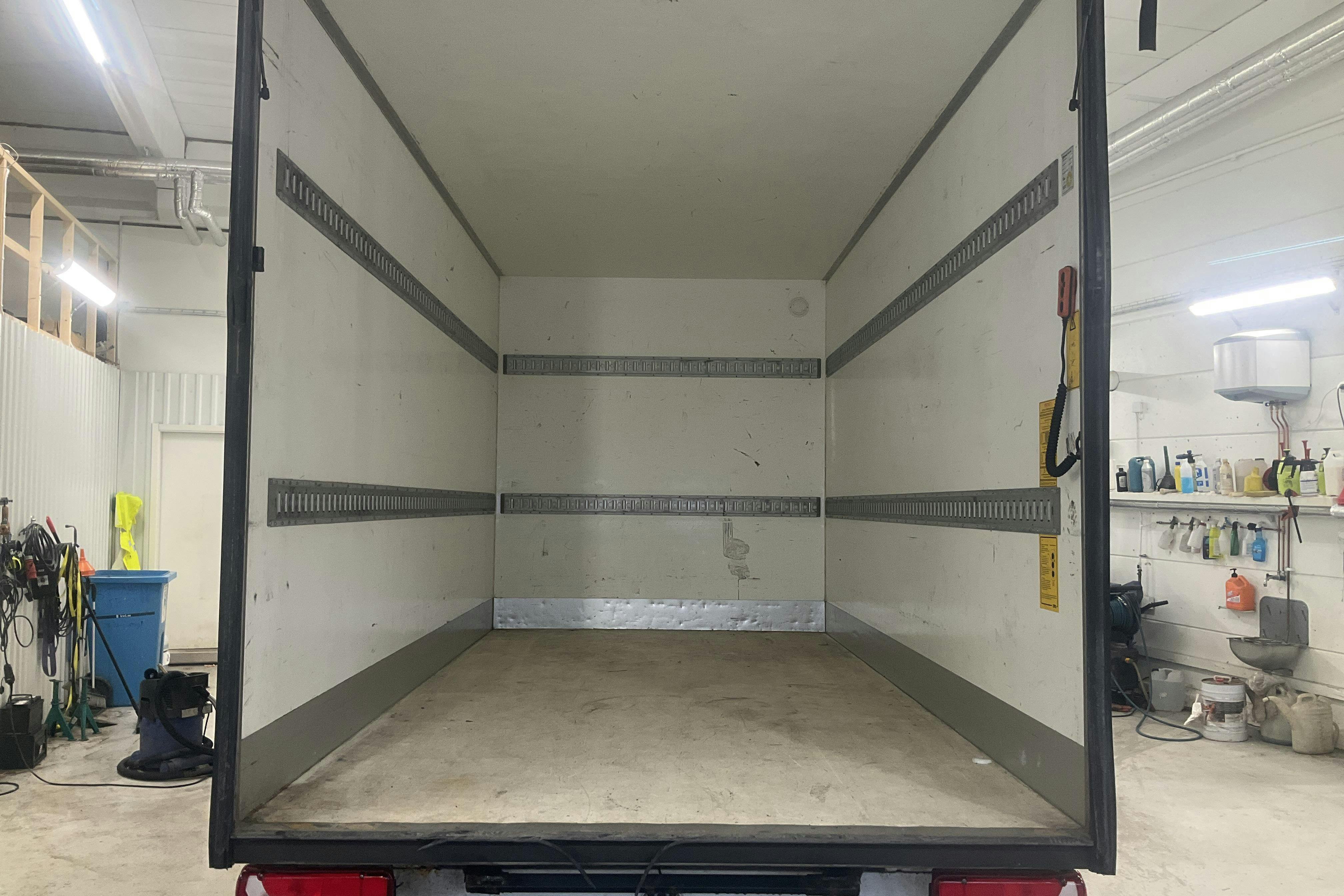 Vehicle Image 20